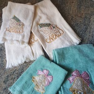 Vintage Christmas towel sets